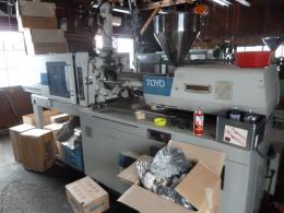 射出成形機【2011034】東洋機械金属㈱製中古射出成形機TN-130/D-2　1990年製買取