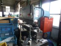 ベンダー【2011028】アマダ製中古板金機械ベンダーRG80　1984年製買取