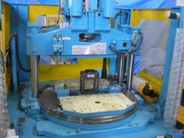 プラスチック成形機【2010014】中古射出成形機日精樹脂製 2001年式TH20RE2V型買取